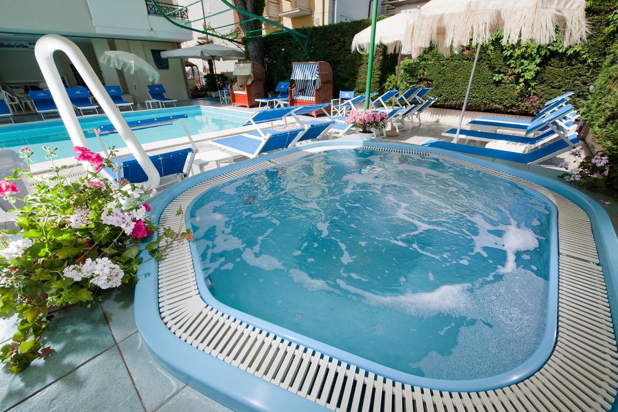 Hotel Gabriella Rimini Exteriör bild